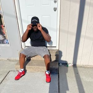 Meet your Posher, Alando